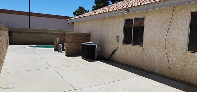 Building Photo - 2608 Starbrite Ave