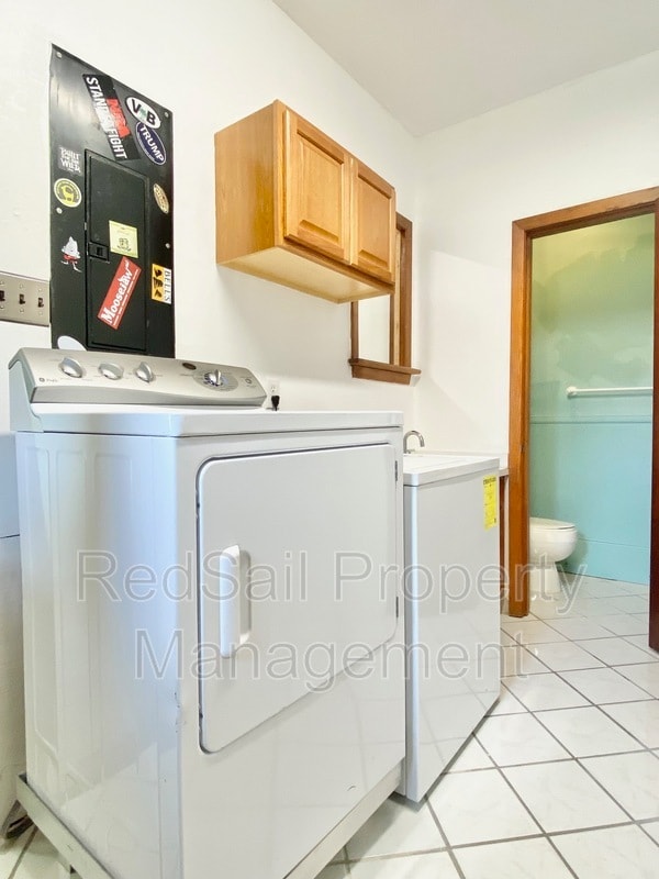 Building Photo - 315 Bunting Point Rd