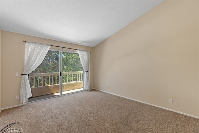 Building Photo - 41 Alondra