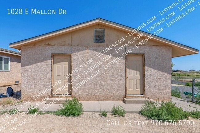 Building Photo - 1028 E Mallon Dr