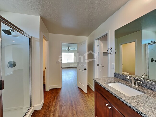 Building Photo - 2286 E Tumbleweed Rd