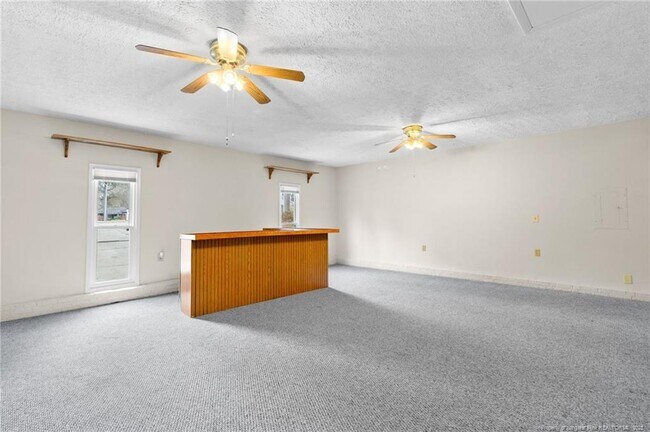 Building Photo - 1716 Valley Ridge Dr