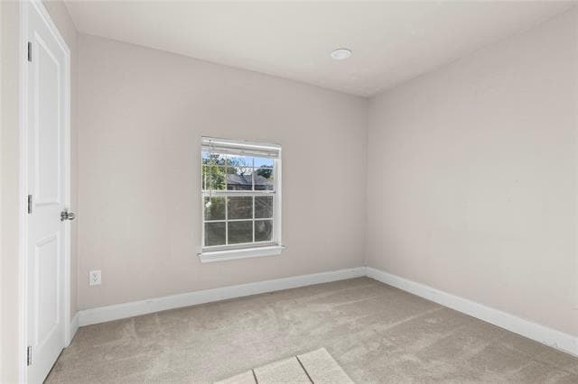 Building Photo - 5517 Greenview Ct
