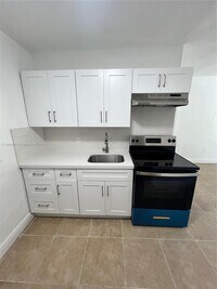 Building Photo - 2588 NE 182nd Terrace