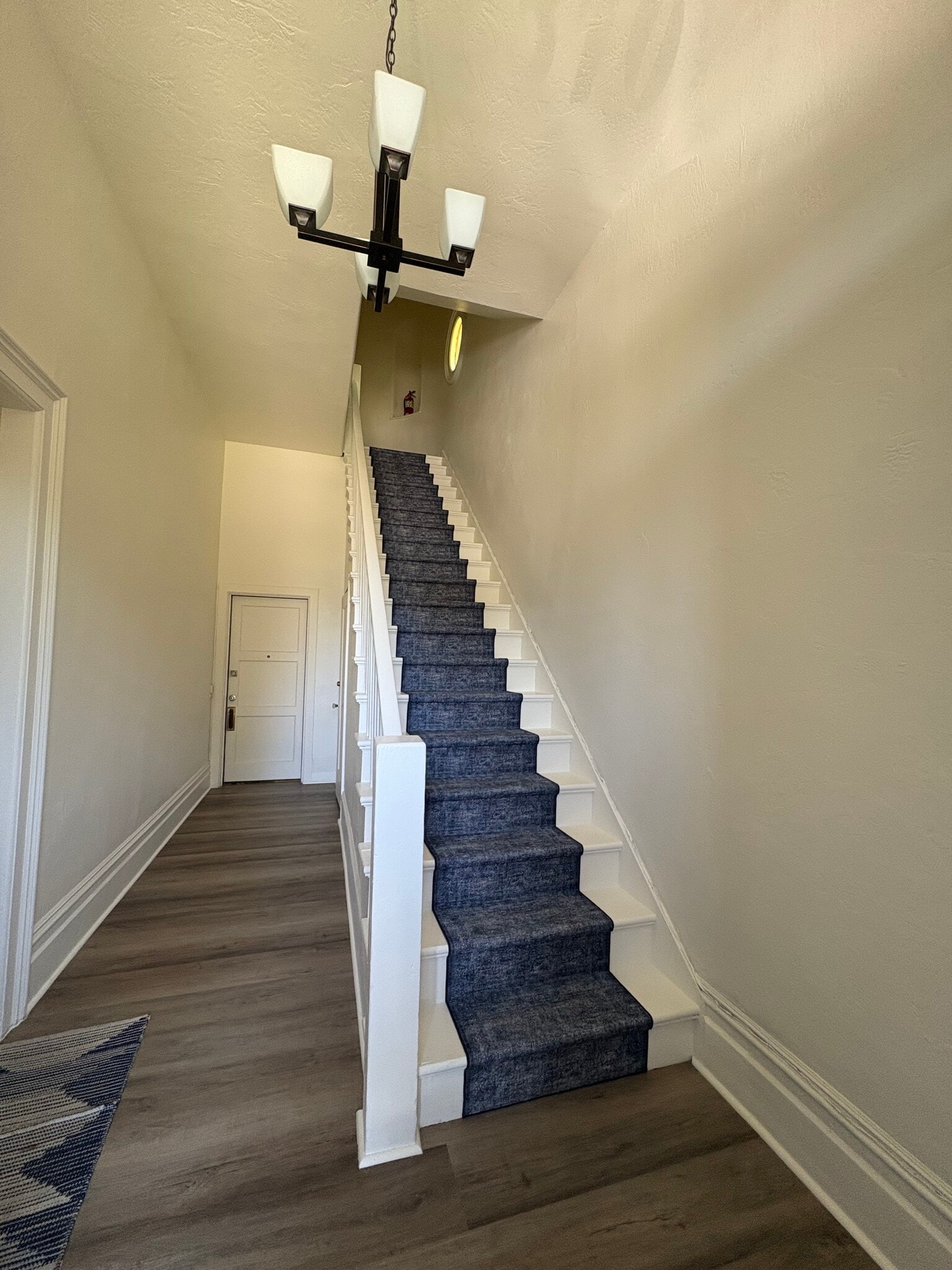 Building Photo - 2310 Pacific Ave