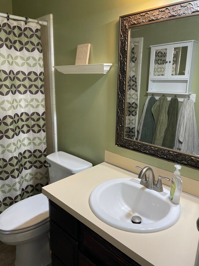 Building Photo - 5942 S 3975 W