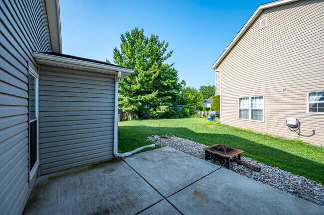 Building Photo - 1846 Shetland Rd