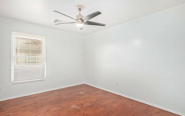 Building Photo - 17127 W Statler St