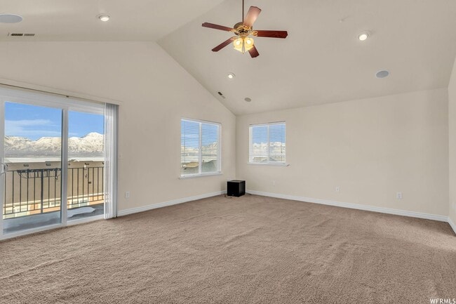 Building Photo - AMAZING 2 STORY HOME w/ 4 CAR GARAGE!