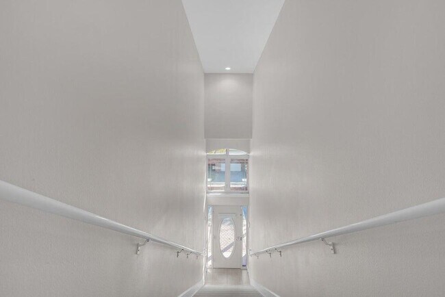 Building Photo - 119 Beal Pkwy SW