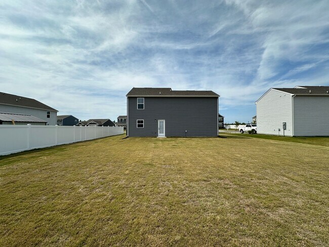 Building Photo - 3616 Clyde St