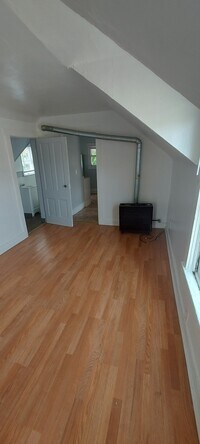 Building Photo - 436 Wood St