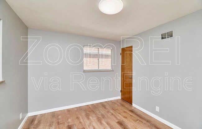 Building Photo - 9537 Cote Brilliante Ave