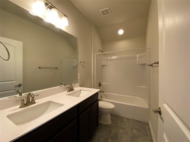 Building Photo - 413 Bow Dr