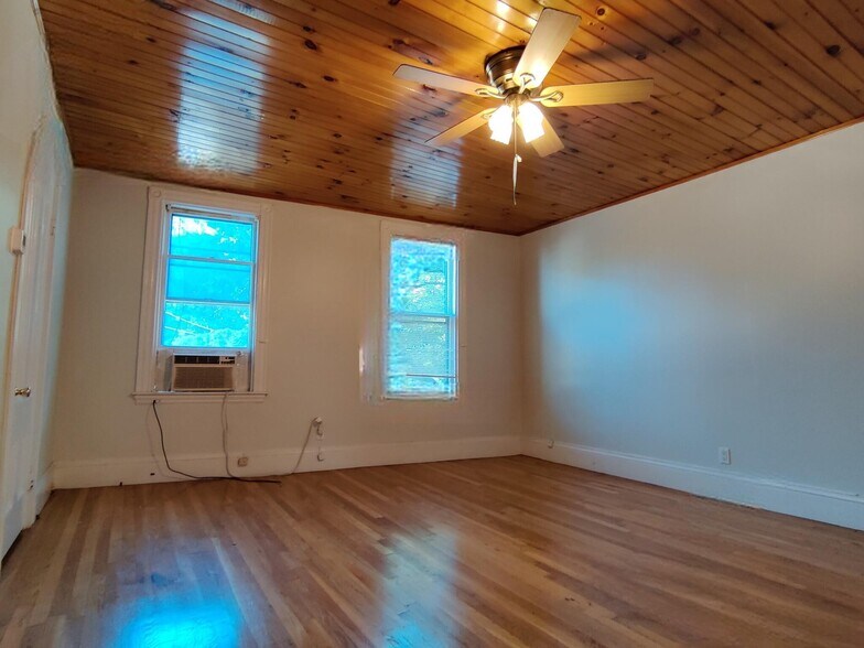 Building Photo - 234 Cypress St