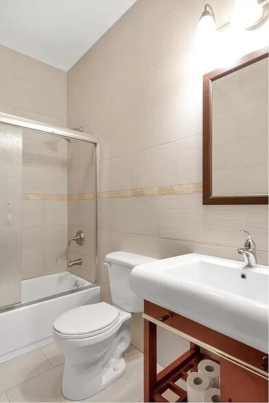 Bathroom - 360 43rd St