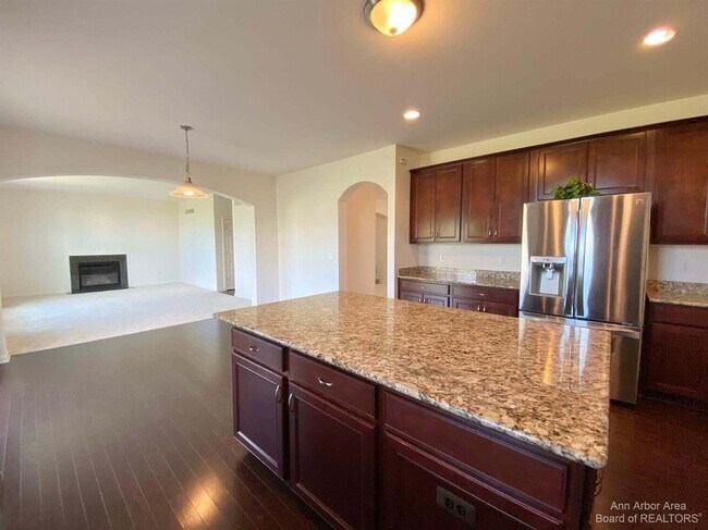 Building Photo - 4430 Montith Dr