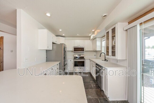 Building Photo - 5846 Flintwood Rd