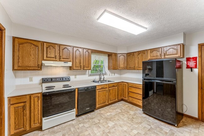 Building Photo - 9528 Gulf Park Dr