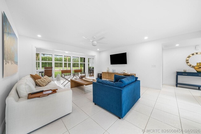 Building Photo - 4249 N Quail Ridge Dr