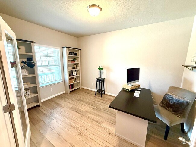 Building Photo - COMING SOON! GORGEOUS Two-Story 4 Bedroom ...