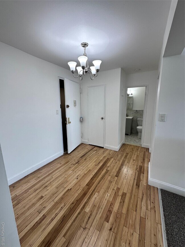 Building Photo - 20 Wendell St