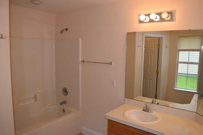 Building Photo - 3506 Torrington Way