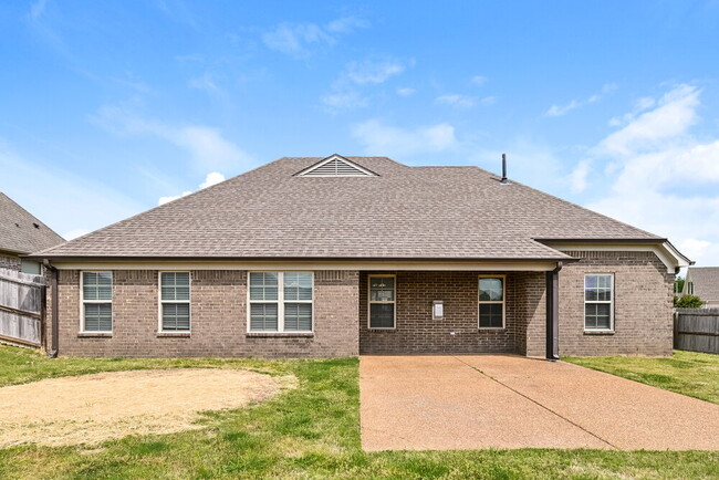 Building Photo - 2581 Woodcutter Dr