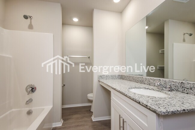 Building Photo - 6600 NW Kathleen St