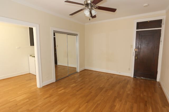 Building Photo - 4636 N Paulina St