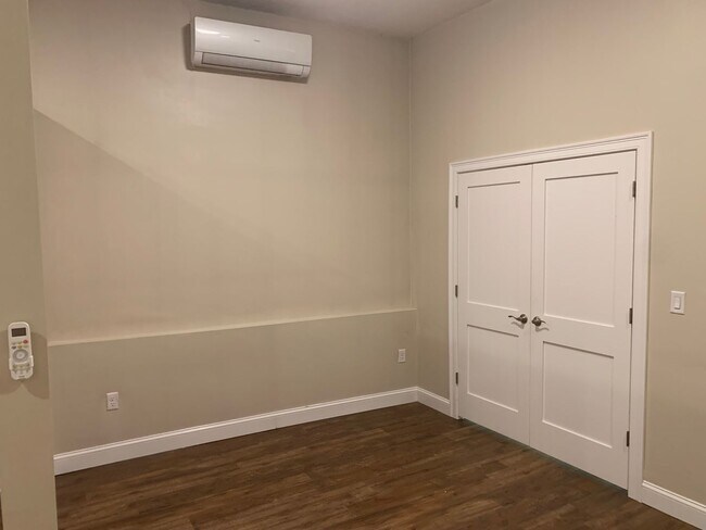 Building Photo - 149 Washington St