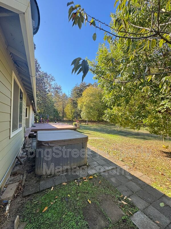 Building Photo - 29173 Blake Dr