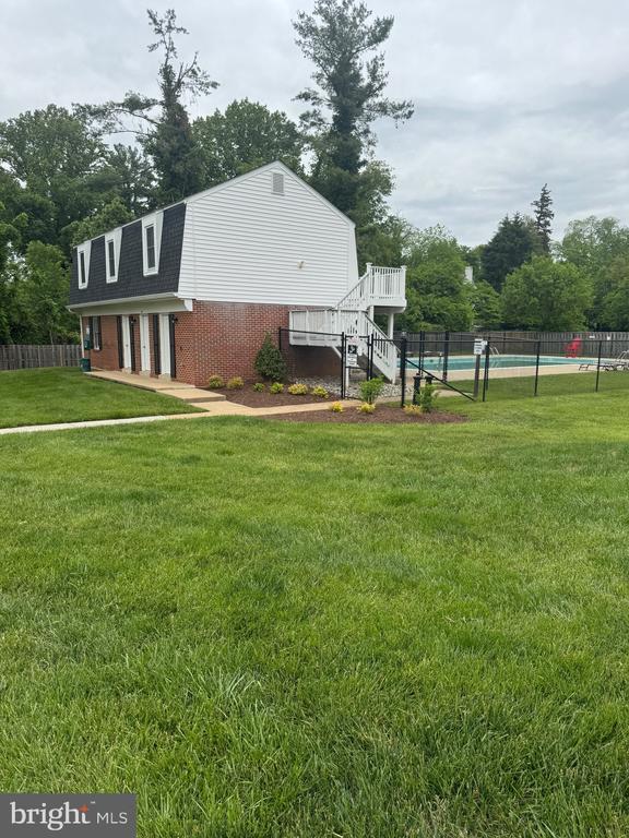 Building Photo - 169 Fairfield Dr
