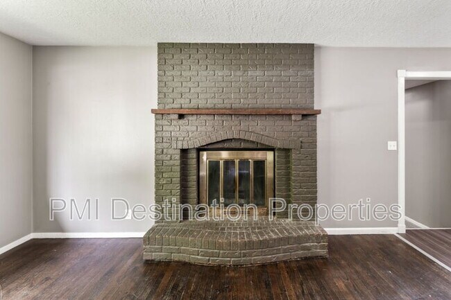 Building Photo - 1103 N Atherton Rd