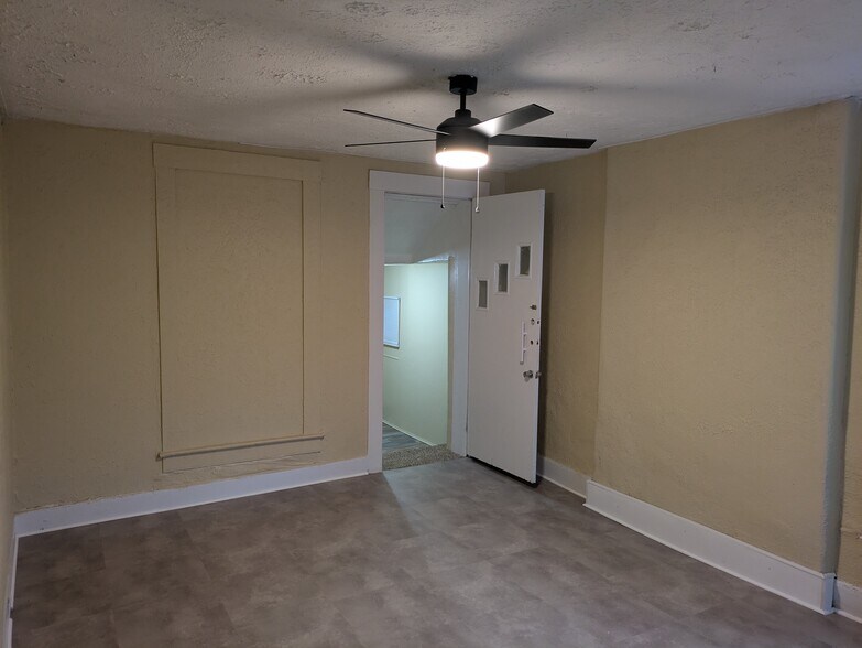 Building Photo - 2319 W Muhammad Ali Blvd