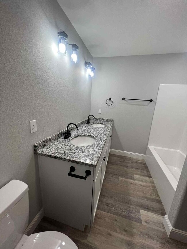 Building Photo - For Rent in Webb City – Brand New Home! 3 ...