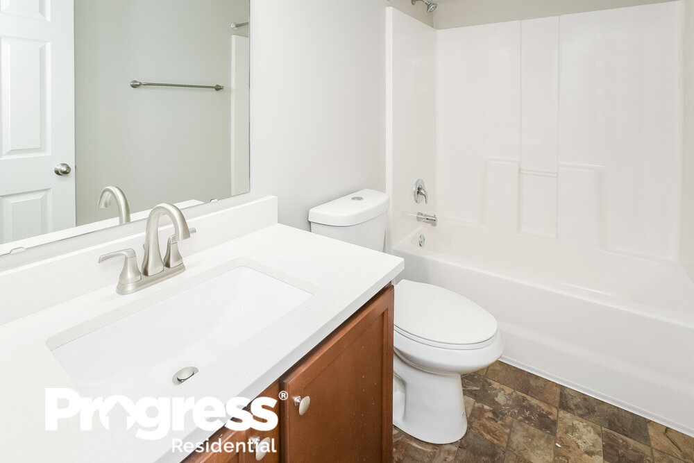 Building Photo - 8267 Templederry Dr