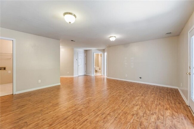Building Photo - 5825 Olde Atlanta Pkwy