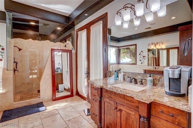 Building Photo - 1608 Liege Dr