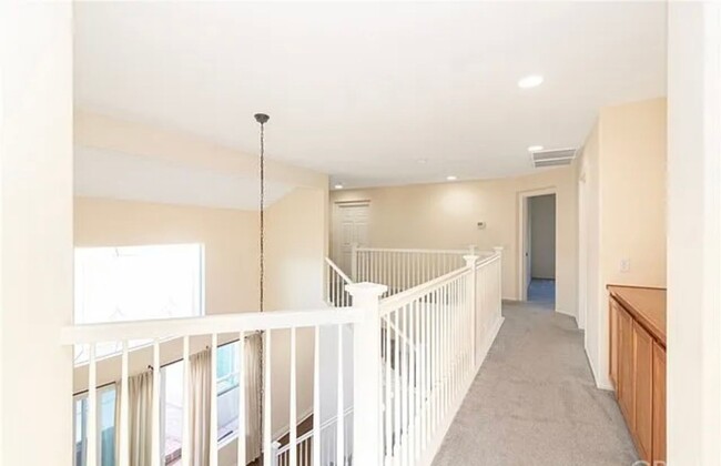 Building Photo - 4 bedroom Home for Rent in Menifee