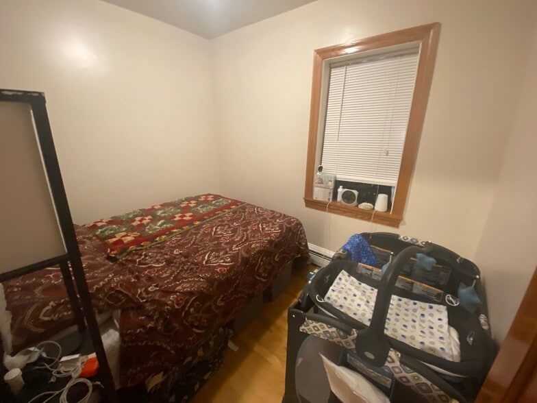 Building Photo - 113 Brookline St