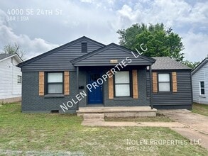 Building Photo - 4000 SE 24th St