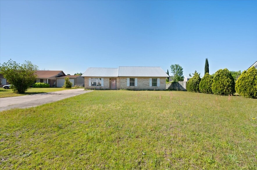 Building Photo - 756 Melissa Dr