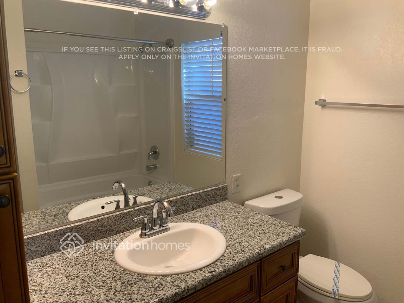 Building Photo - 4026 W Whispering Wind Dr