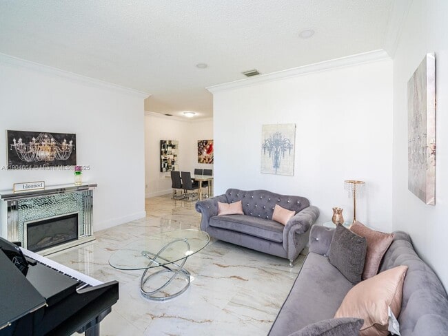 Building Photo - 16332 SW 83rd Ln