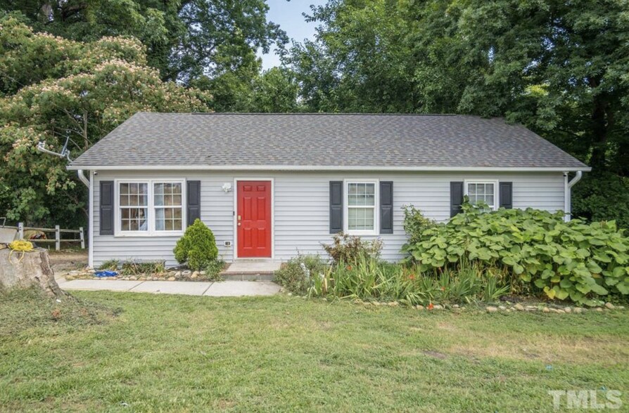 Primary Photo - 708 Ileagnes Rd