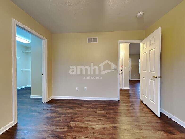 Building Photo - 1259 Gilday Ct