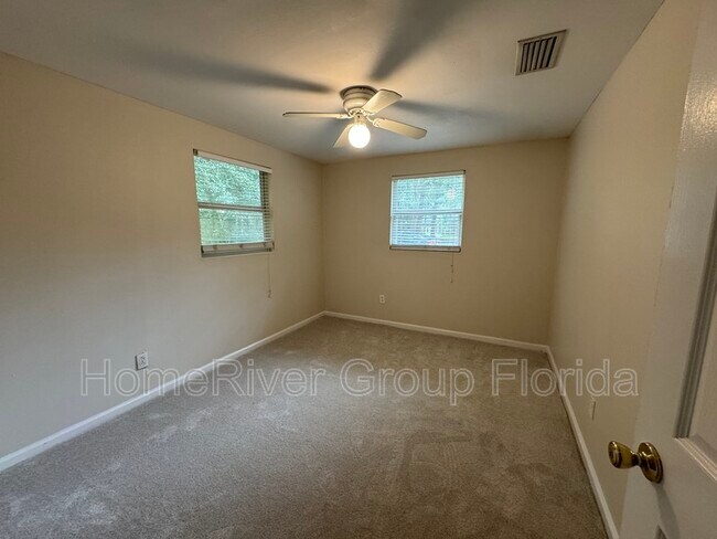 Building Photo - 4450 Englewood Ave