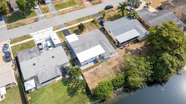 Building Photo - 9720 NW 24th Pl