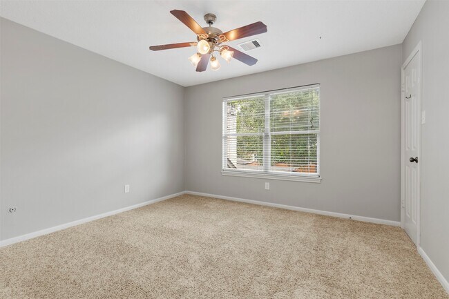 Building Photo - 16210 Chipstead Dr